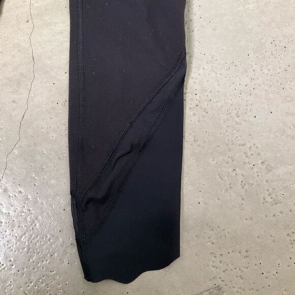 Lululemon Wunder Under Scallop Roll Down Leggings - Picture 6 of 9